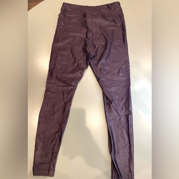 Koral lustrous midrise legging‎ dark plum color Size M. - Picture 7 of 7